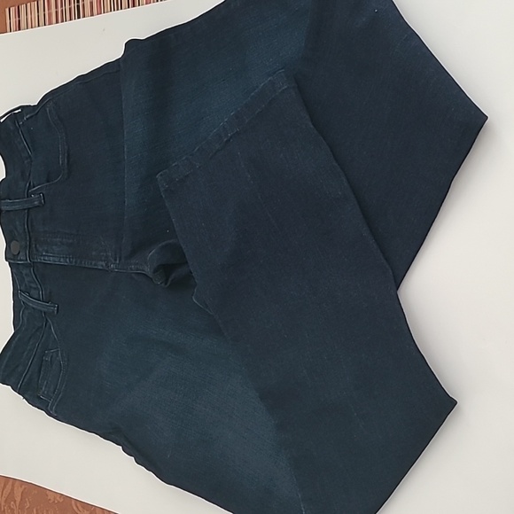 NYDJ Dark Indigo Straight Leg Jeans EUC - Picture 15 of 16